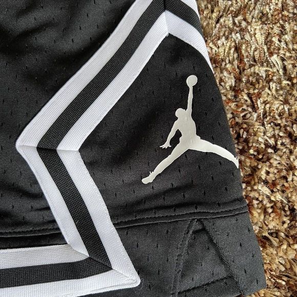 Air Jordan Mens 2XL Dri-Fit Mesh Shorts Black DH9075-010 New Diamond Jumpman - Picture 2 of 12